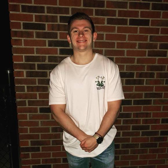 Meet your Posher, Chad - Picture 1 of 1